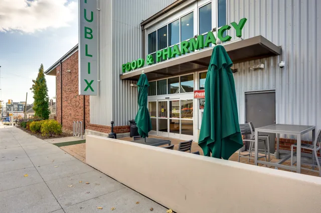 $2,100 | 2310 Elliott Avenue, Unit 127, Nashville, TN 37204