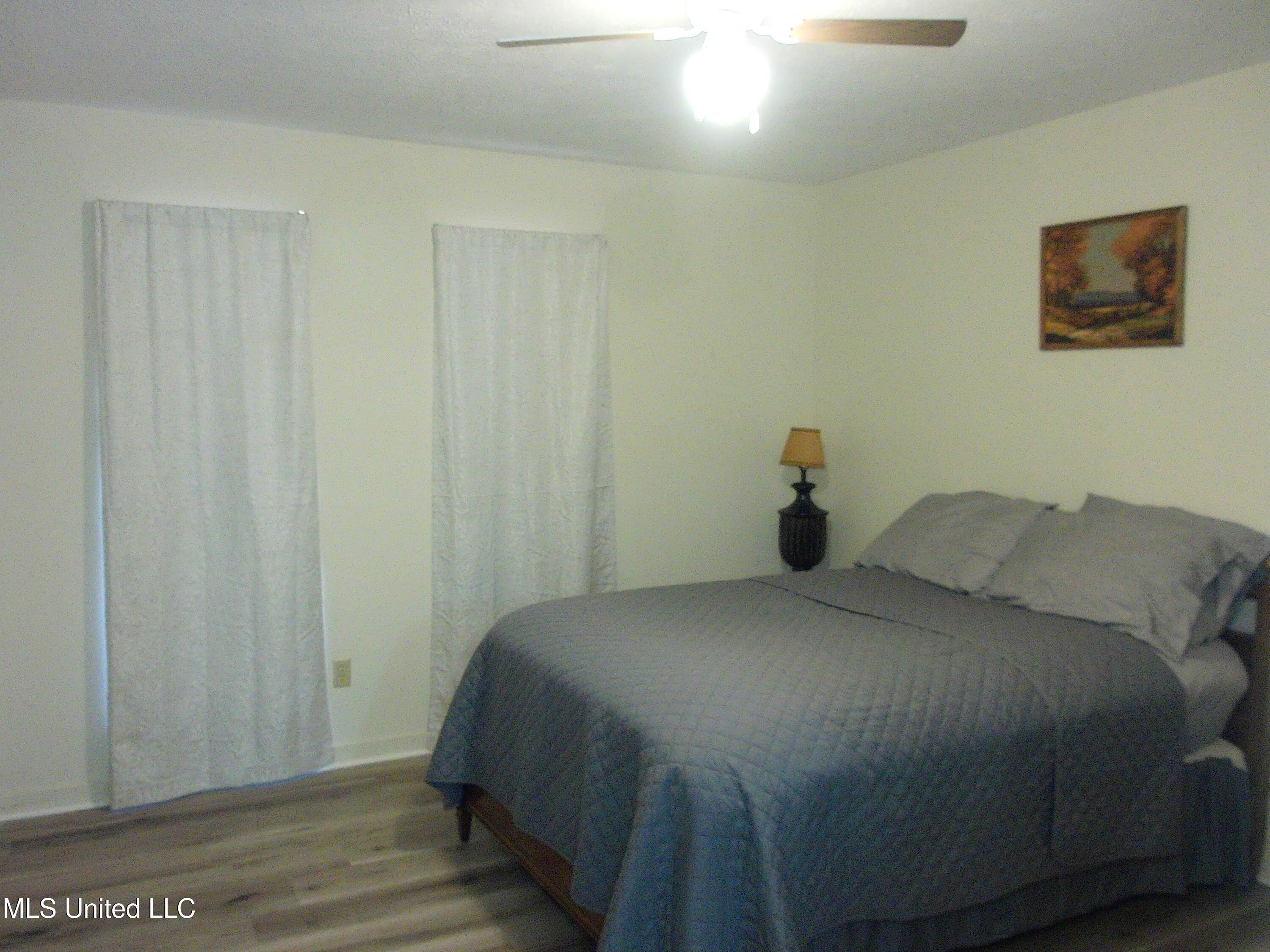 3407 Dundee Lane Jackson, MS 39212 - Photo 10 of 18 Bedroom 1