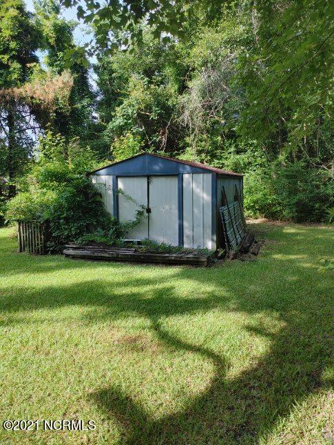 125 Great Neck Landing Road Hubert, NC 28539 - Photo 11 of 14 Shed