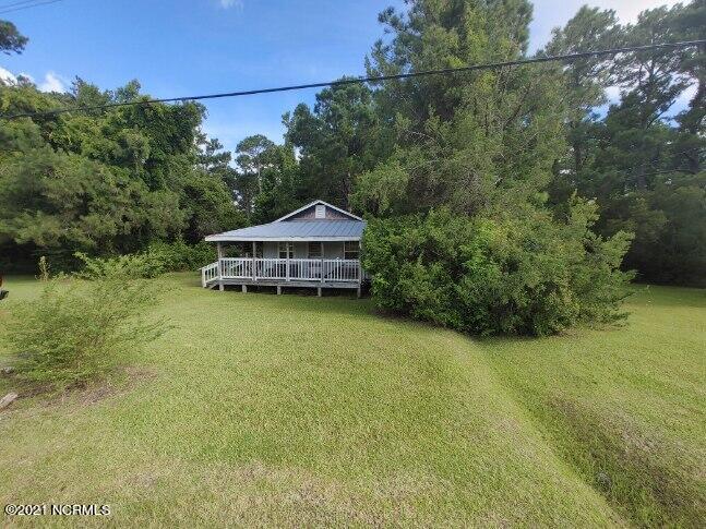 125 Great Neck Landing Road Hubert, NC 28539 - Photo 3 of 14 House1b