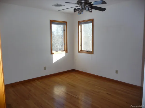 $4,700 | 49 Lane Gate Road, Wappingers Falls, NY 12590