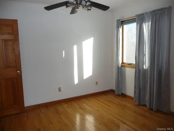 $4,700 | 49 Lane Gate Road, Wappingers Falls, NY 12590