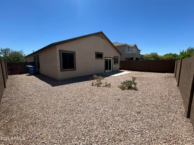 $1,895 | 7210 South 41st Drive, Phoenix, AZ 85041