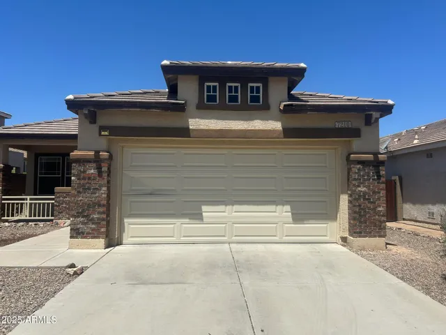 $1,895 | 7210 South 41st Drive, Phoenix, AZ 85041
