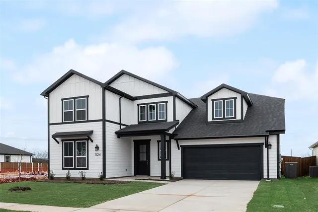 $445,990 | 524 Marcus Lane, Crowley, TX 76036