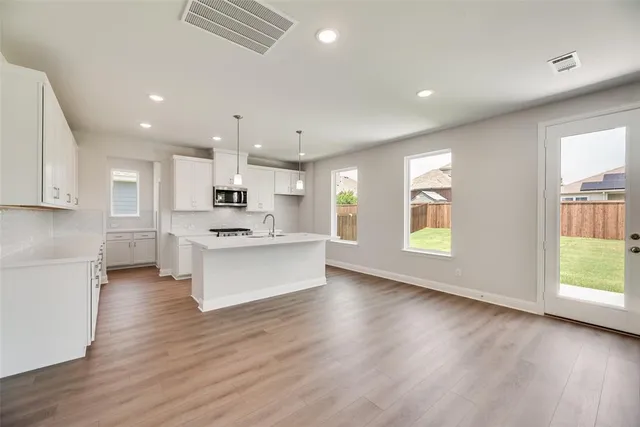 $449,990 | 524 Marcus Lane, Crowley, TX 76036