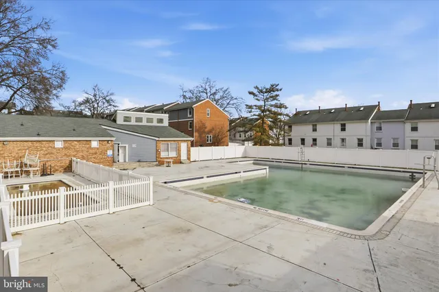 $364,500 | 9284 Canterbury Riding, Unit 61, Laurel, MD 20723