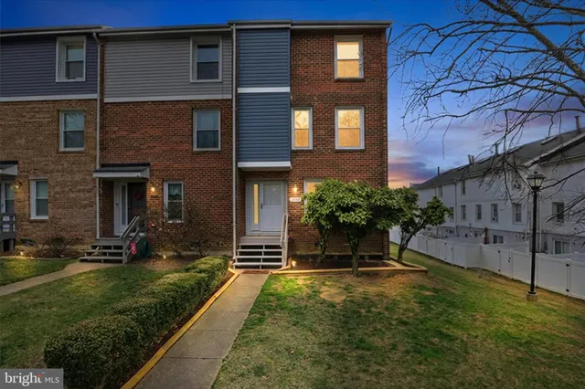 $364,500 | 9284 Canterbury Riding, Unit 61, Laurel, MD 20723
