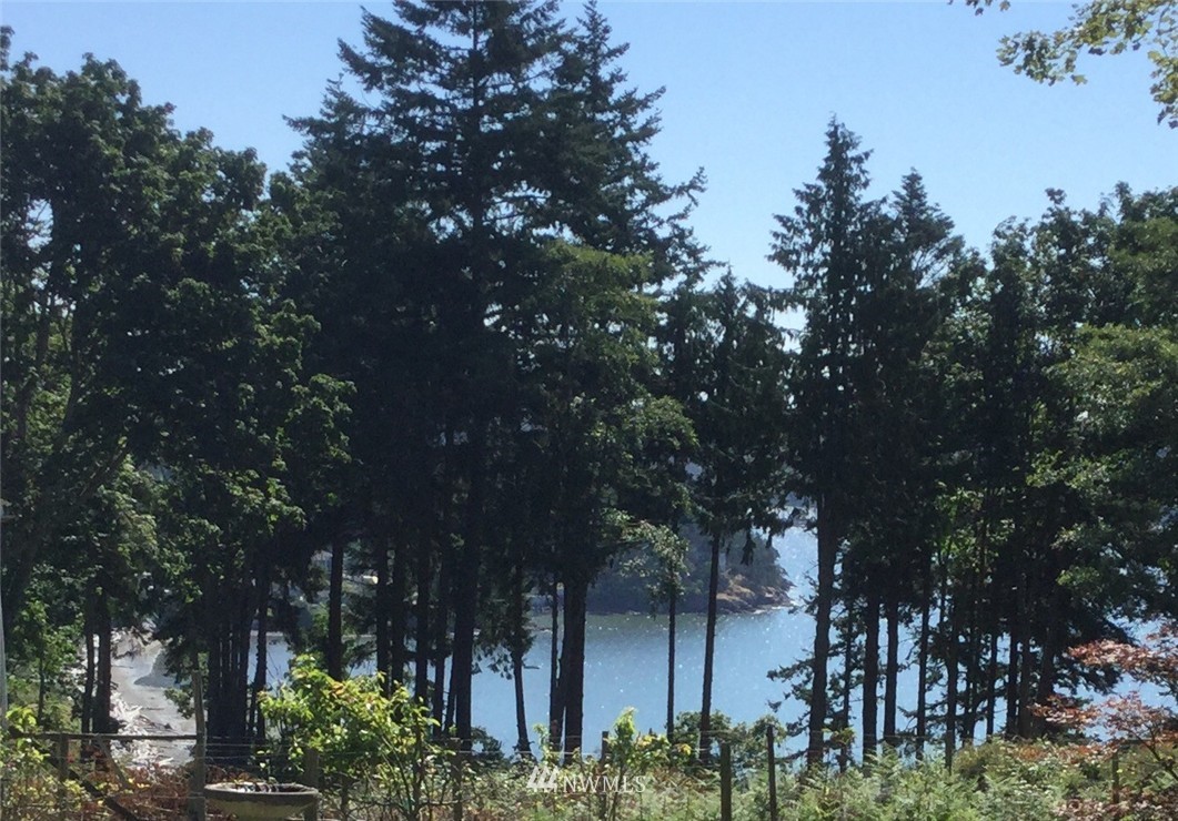 13575 Gibralter Road Anacortes, WA 98221 - Photo 2 of 24 Gallery Image 2