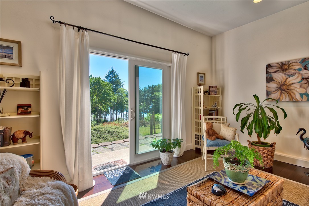 13575 Gibralter Road Anacortes, WA 98221 - Photo 19 of 24 Gallery Image 19