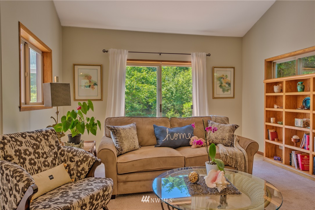 13575 Gibralter Road Anacortes, WA 98221 - Photo 8 of 24 Gallery Image 8