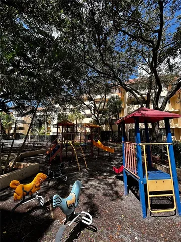 $225,000 | 7451 Northwest 16th Street, Unit 304, Plantation, FL 33313