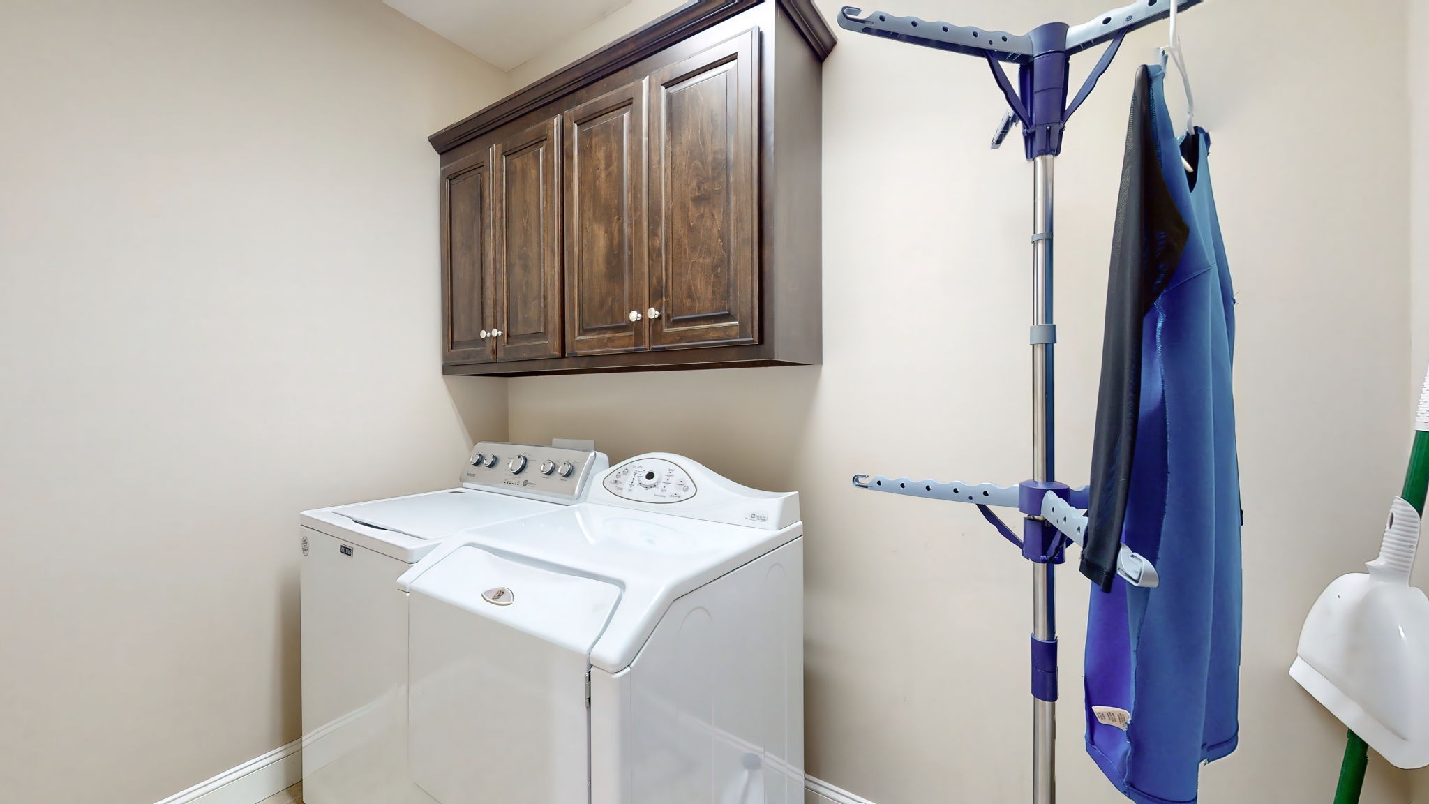 209 Hunters Ridge Drive Tullahoma, TN 37388 - Photo 26 of 54 a utility room with dryer and washer