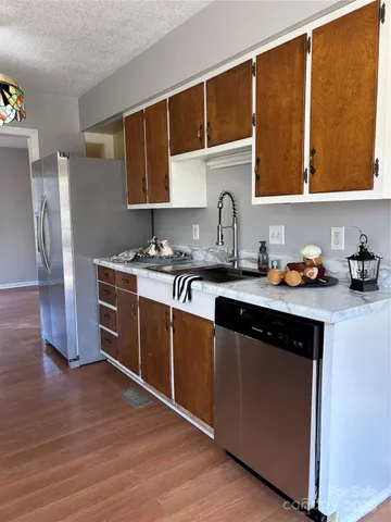 $450,000 | 328 Melody Lane, Saluda, NC 28773