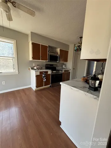 $450,000 | 328 Melody Lane, Saluda, NC 28773