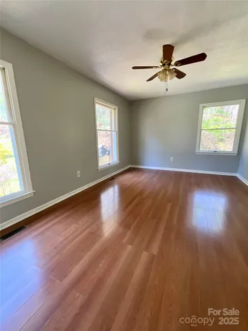 $450,000 | 328 Melody Lane, Saluda, NC 28773