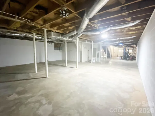 $425,000 | 328 Melody Lane, Saluda, NC 28773