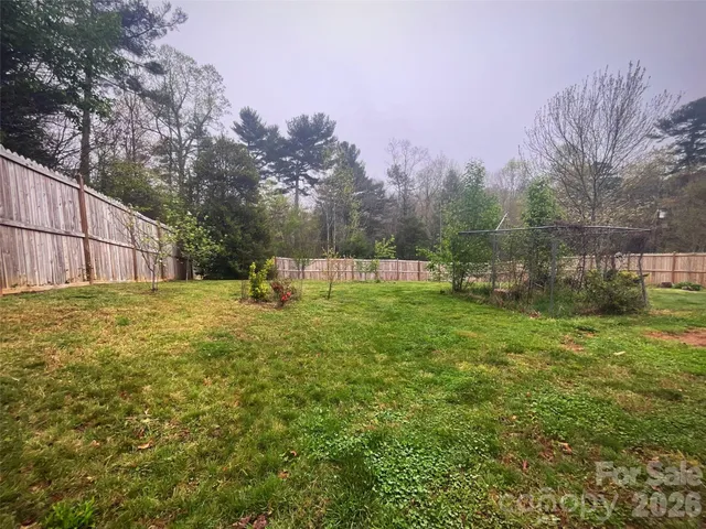 $425,000 | 328 Melody Lane, Saluda, NC 28773