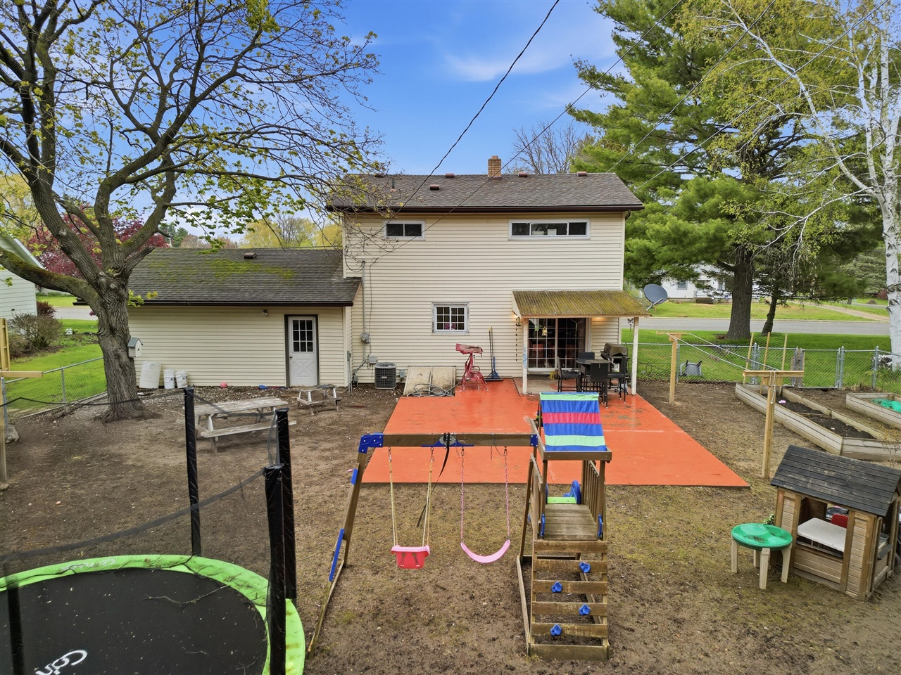 413 West Church Avenue Reed City, MI 49677 - Photo 28 of 44