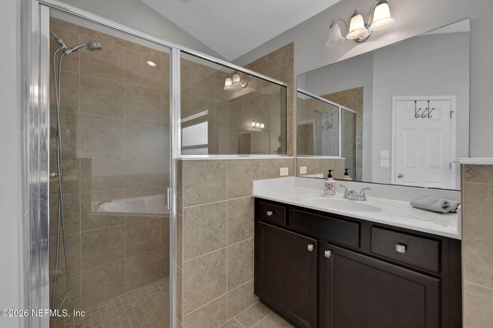 1207 Camp Ridge Lane Middleburg, FL 32068 - Photo 24 of 62 38-web-or-mls-036A3973