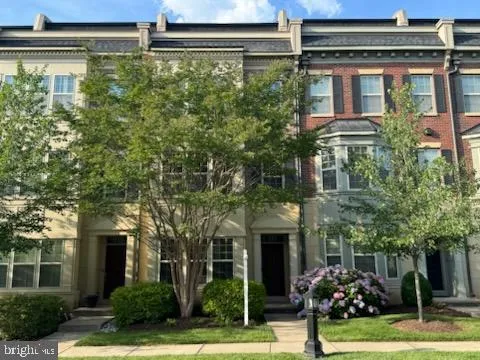 $745,000 | 721 River Mist Drive, Unit 180, Oxon Hill, MD 20745