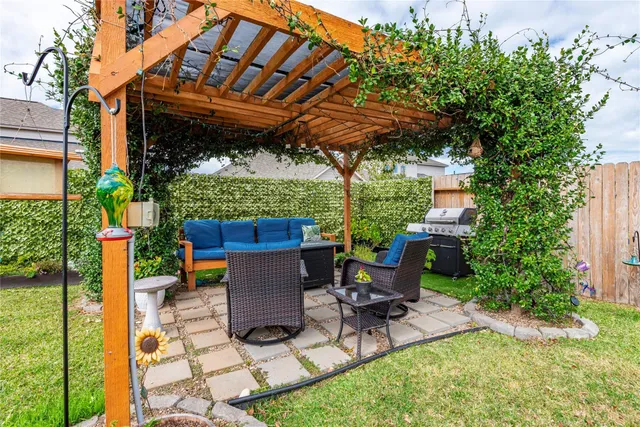 $264,900 | 3509 Hollow Mist Drive, Texas City, TX 77591