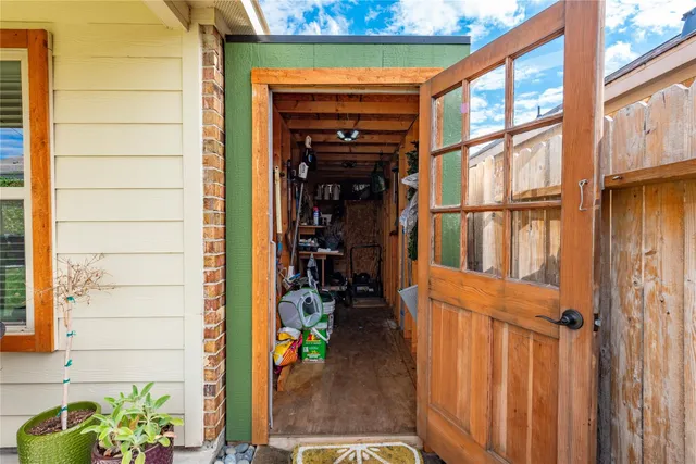 $264,900 | 3509 Hollow Mist Drive, Texas City, TX 77591