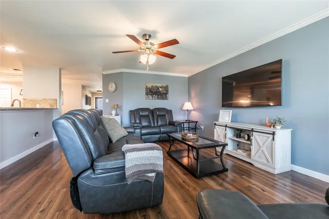 $264,900 | 3509 Hollow Mist Drive, Texas City, TX 77591