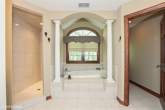 816 Timber Ridge Court Westmont, IL 60559 - Photo 14 of 37 Gallery Image 14