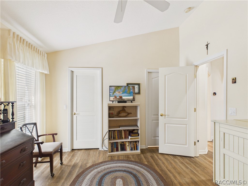 42 Byrsonima Loop Homosassa, FL 34446 - Photo 33 of 50 GUEST ROOM 2-2
