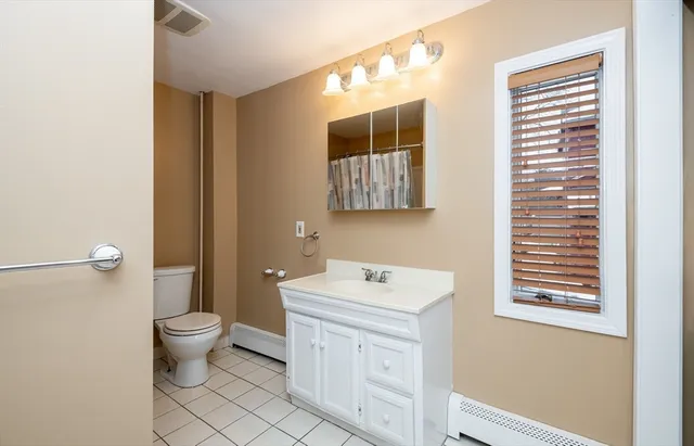 $659,000 | 70 East Street, Ipswich, MA 01938