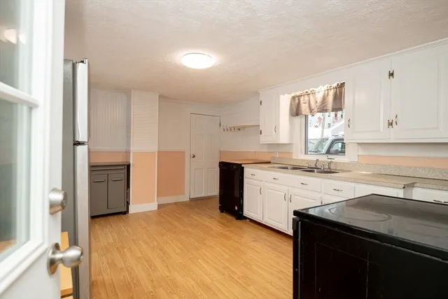 $659,000 | 70 East Street, Ipswich, MA 01938