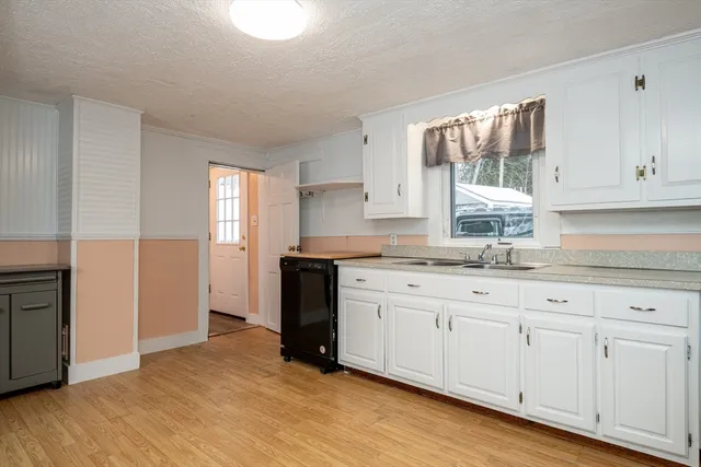 $659,000 | 70 East Street, Ipswich, MA 01938