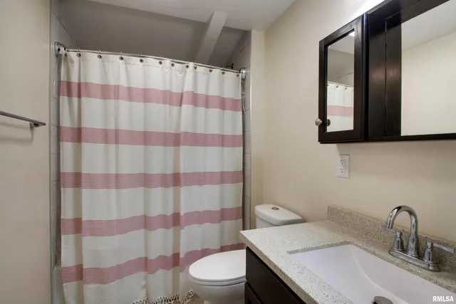 $184,900 | 1938 Stuart Street, Hannibal, MO 63401