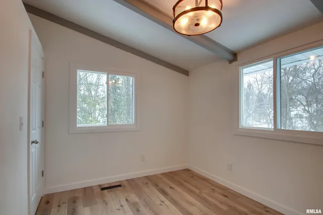 $184,900 | 1938 Stuart Street, Hannibal, MO 63401