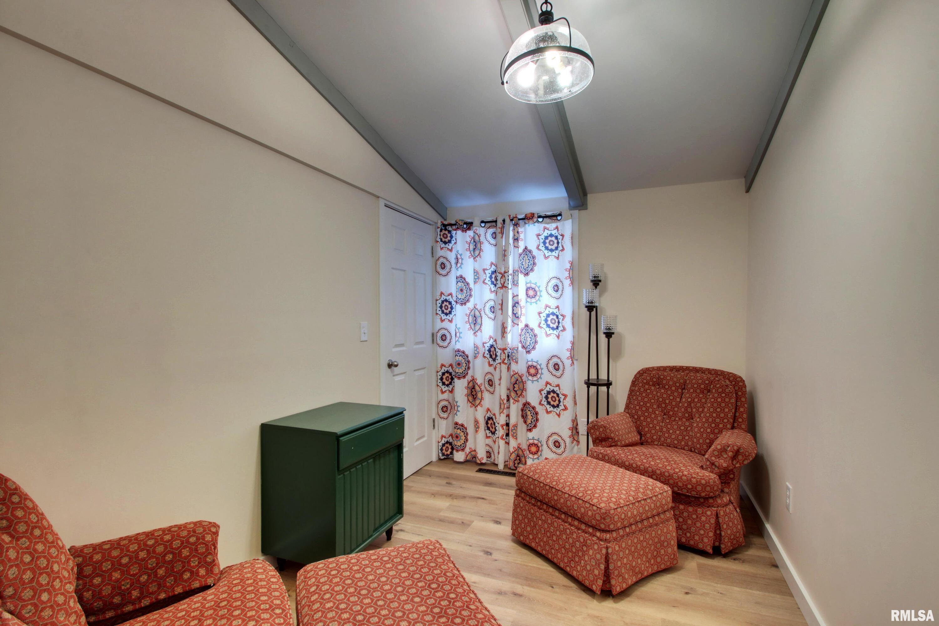 1938 Stuart Street Hannibal, MO 63401 - Photo 14 of 24