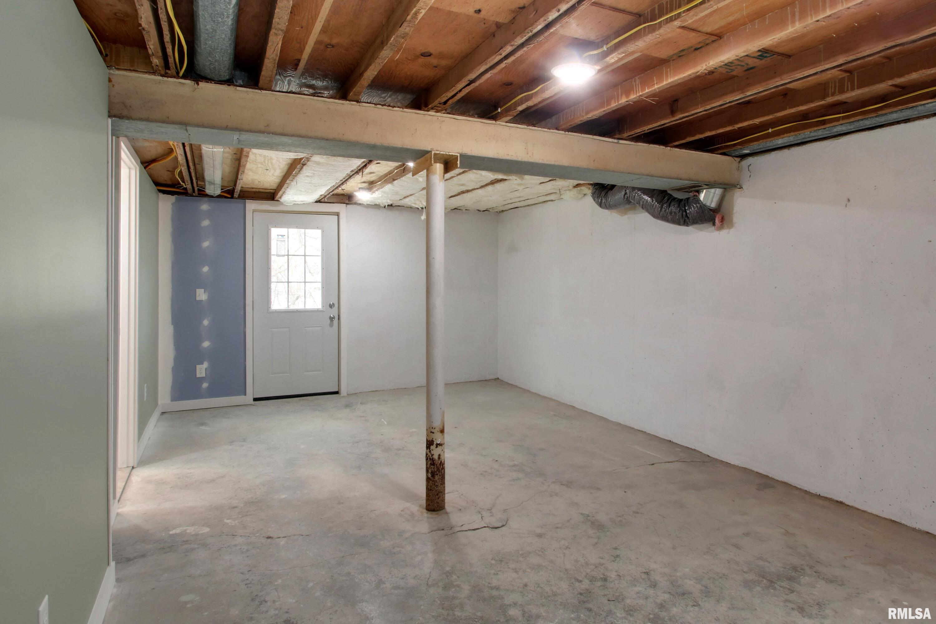 1938 Stuart Street Hannibal, MO 63401 - Photo 18 of 24