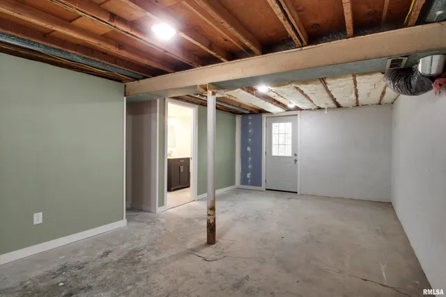 $184,900 | 1938 Stuart Street, Hannibal, MO 63401