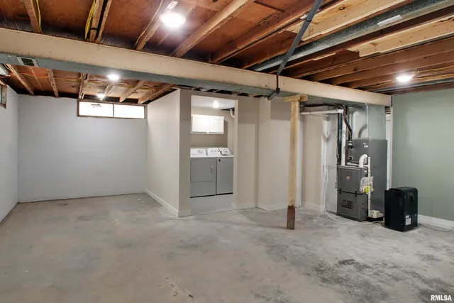 $184,900 | 1938 Stuart Street, Hannibal, MO 63401