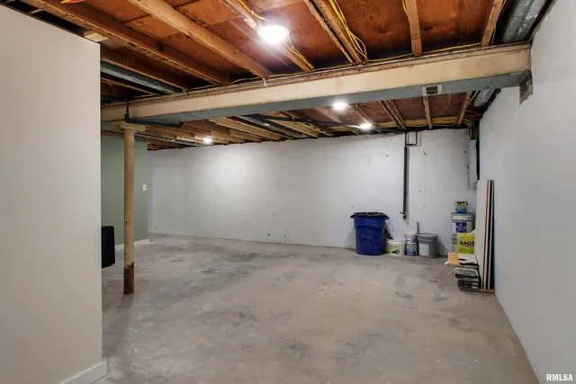 $184,900 | 1938 Stuart Street, Hannibal, MO 63401