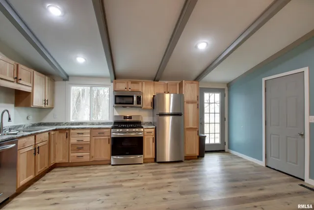 $184,900 | 1938 Stuart Street, Hannibal, MO 63401