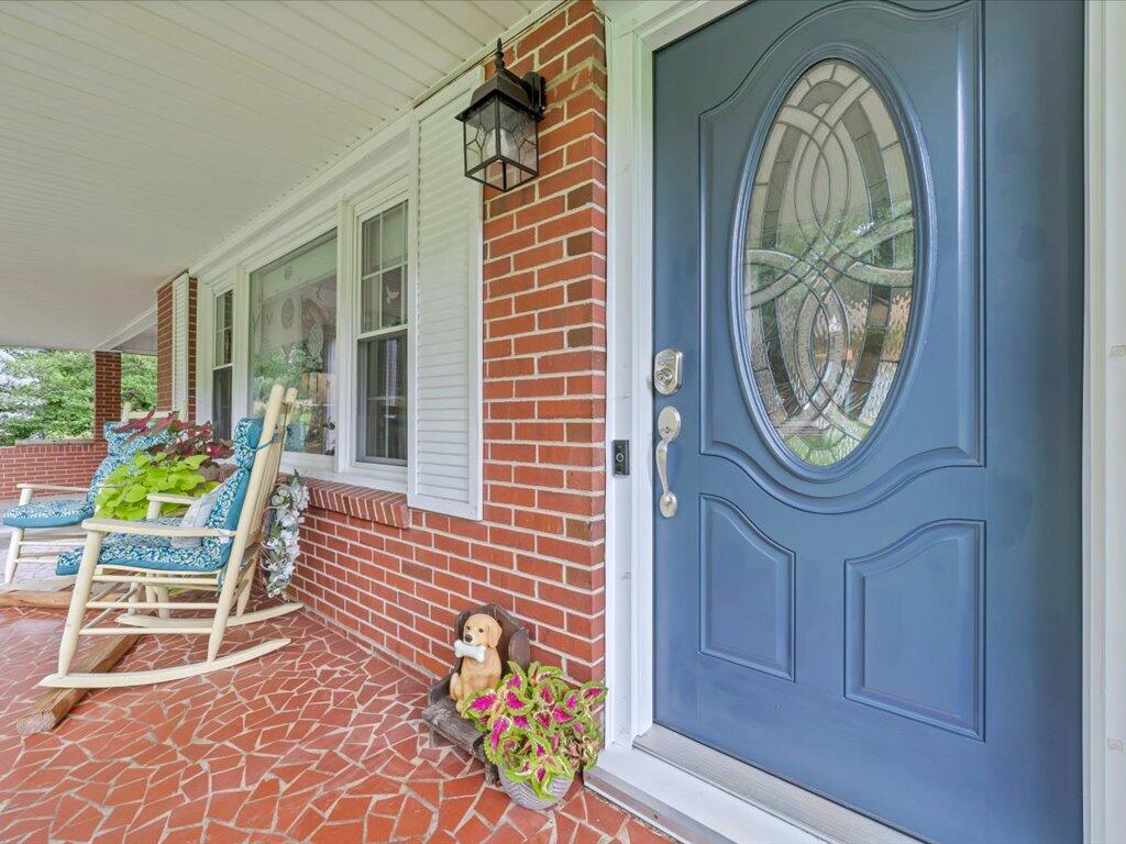 21 Thomas Road Collinsville, VA 24078 - Photo 2 of 49 02-MIB01705