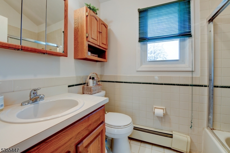 262 Chestnut Street Union, NJ 07083 - Photo 15 of 26