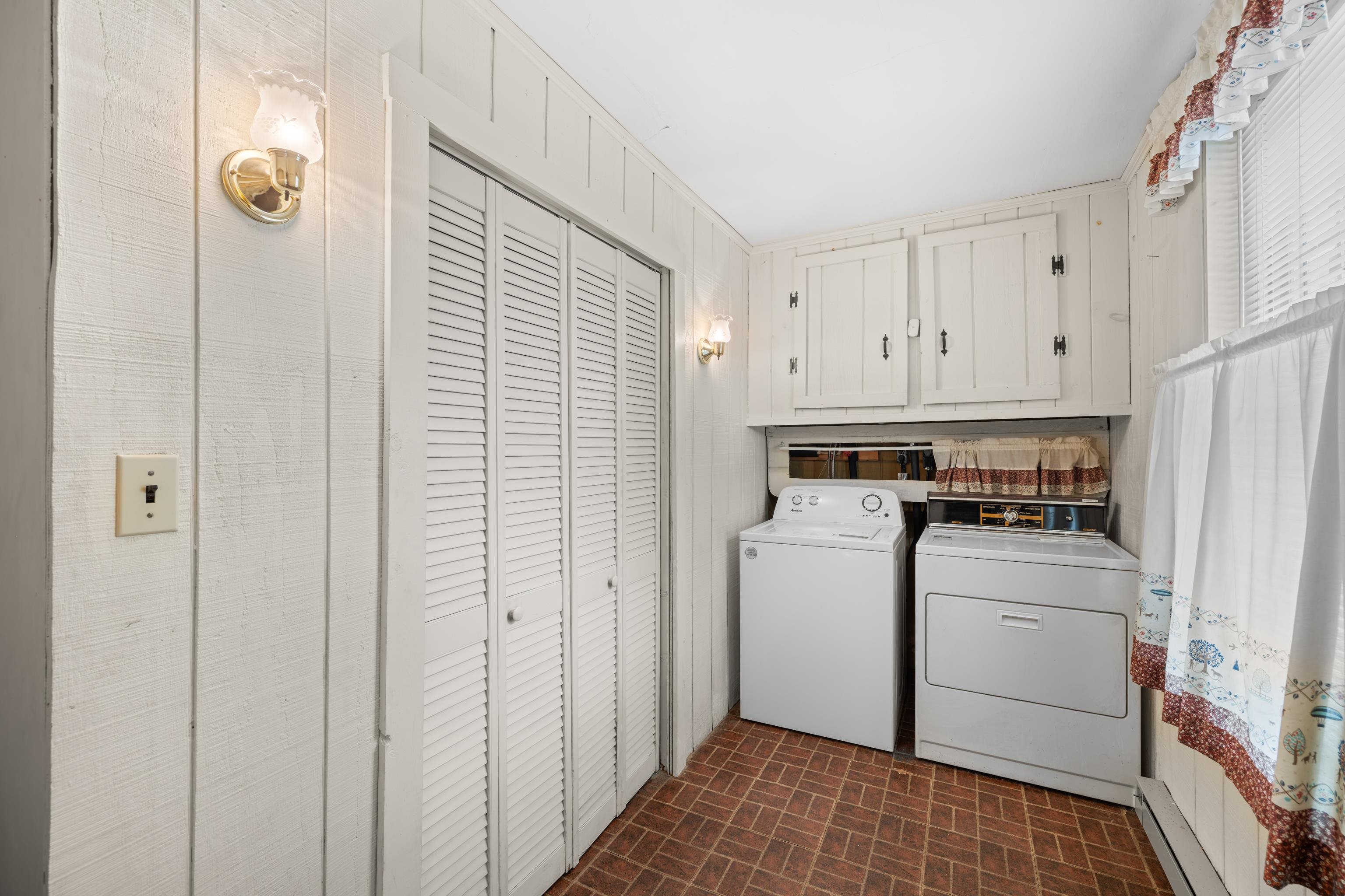 223 Cold Springs Road Stuarts Draft, VA 24477 - Photo 32 of 68 Gallery Image 32