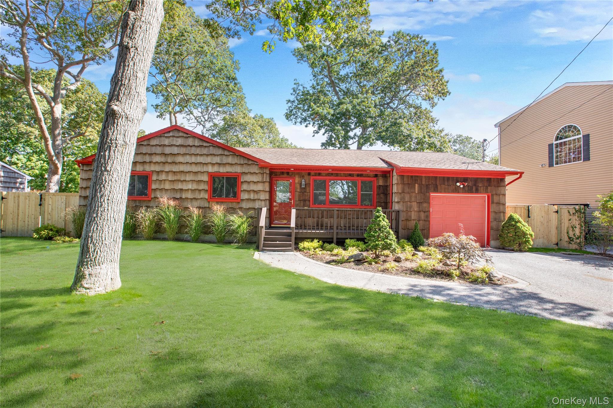 91 Circuit Road Bellport, NY 11713 - Photo 1 of 12