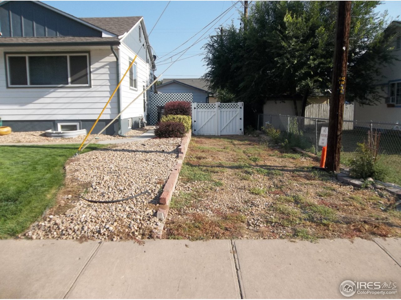 2109 7th Street Road Greeley, CO 80631 - Photo 4 of 25 Side Yard
