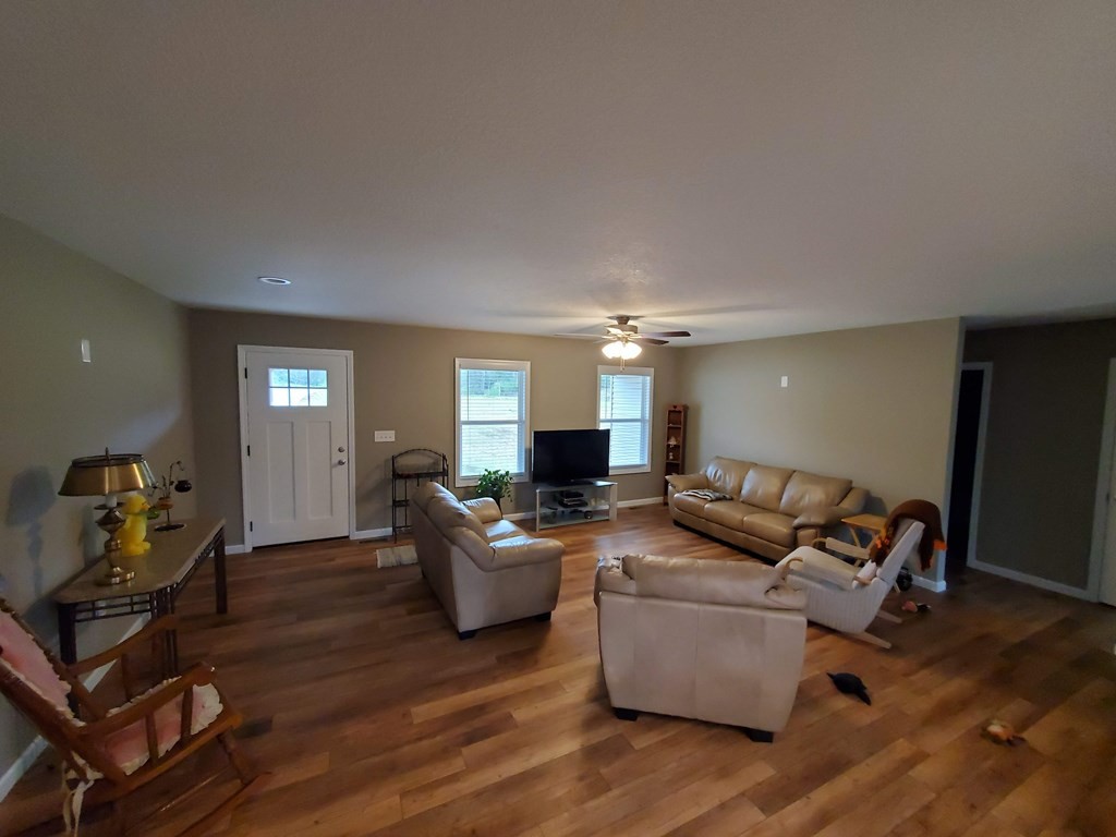 2509 Ryleigh Ridge Drive New Market, TN 37820 - Photo 3 of 20