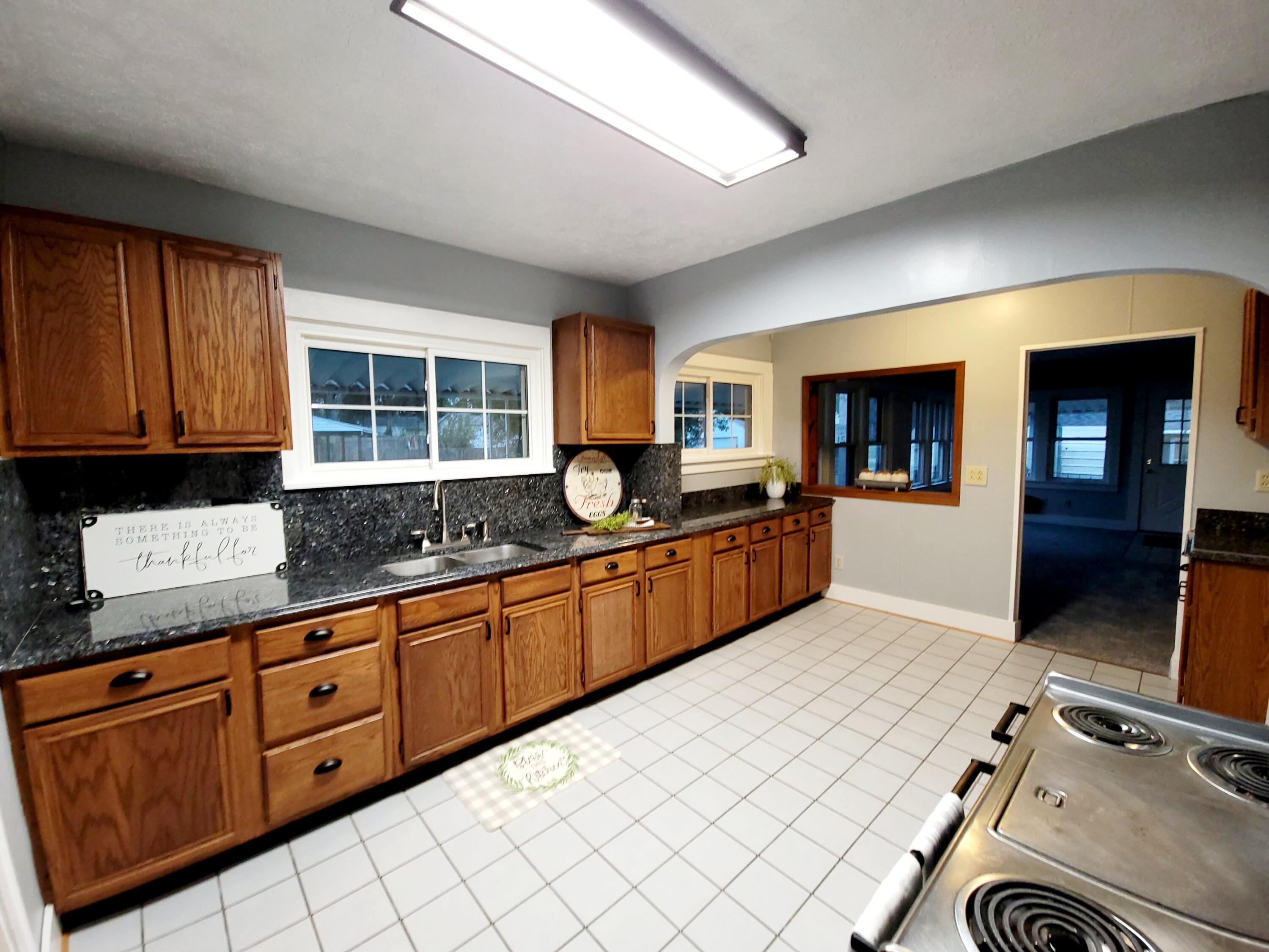 328 Bellaire Avenue Springfield, OH 45503 - Photo 14 of 37