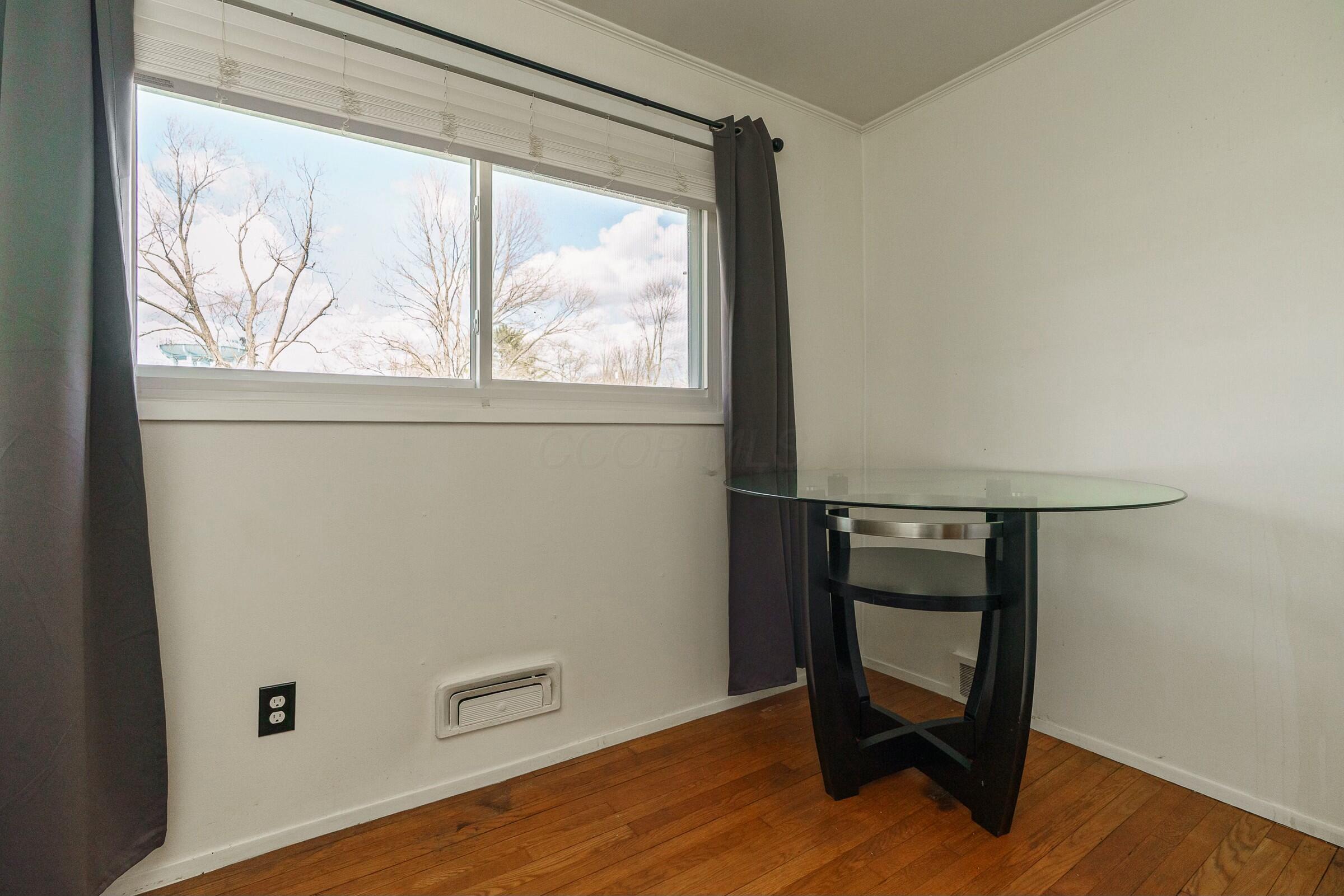 1777 Inchcliff Road Columbus, OH 43221 - Photo 21 of 30 Bedroom #3/Office Space