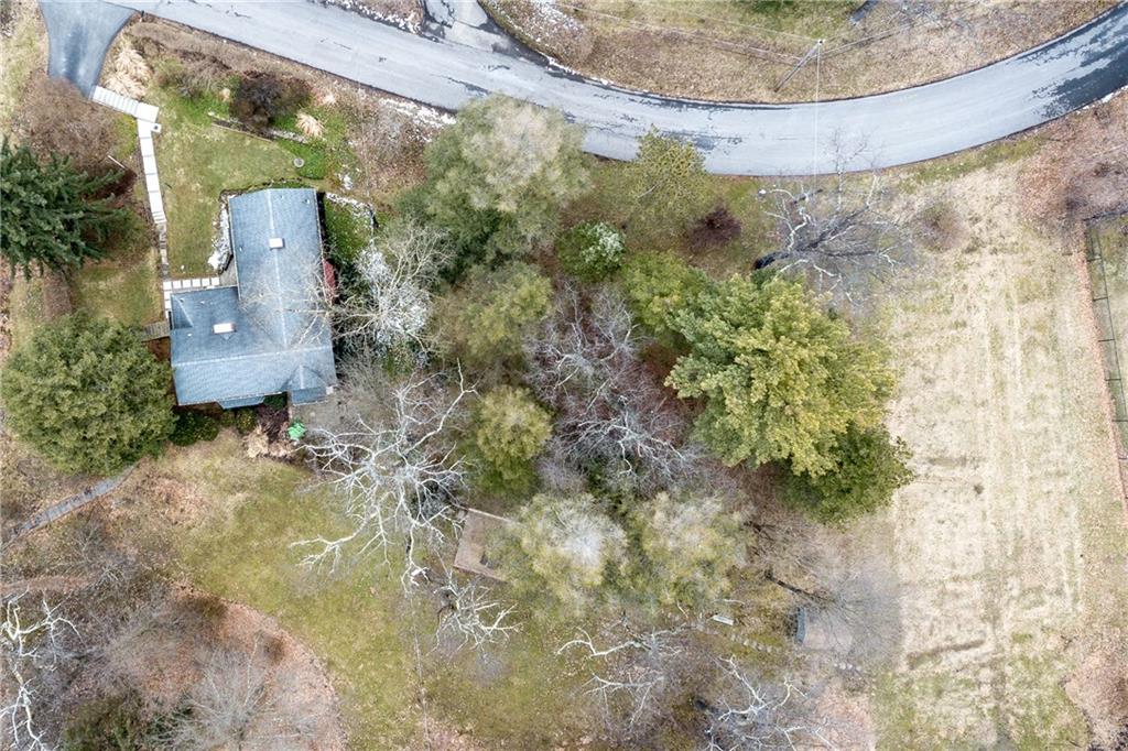 323 Sycamore Road Sewickley, PA 15143 - Photo 21 of 22 View of the land. This is a great home in a private Edgeworth location that is so close to area schools and activities.